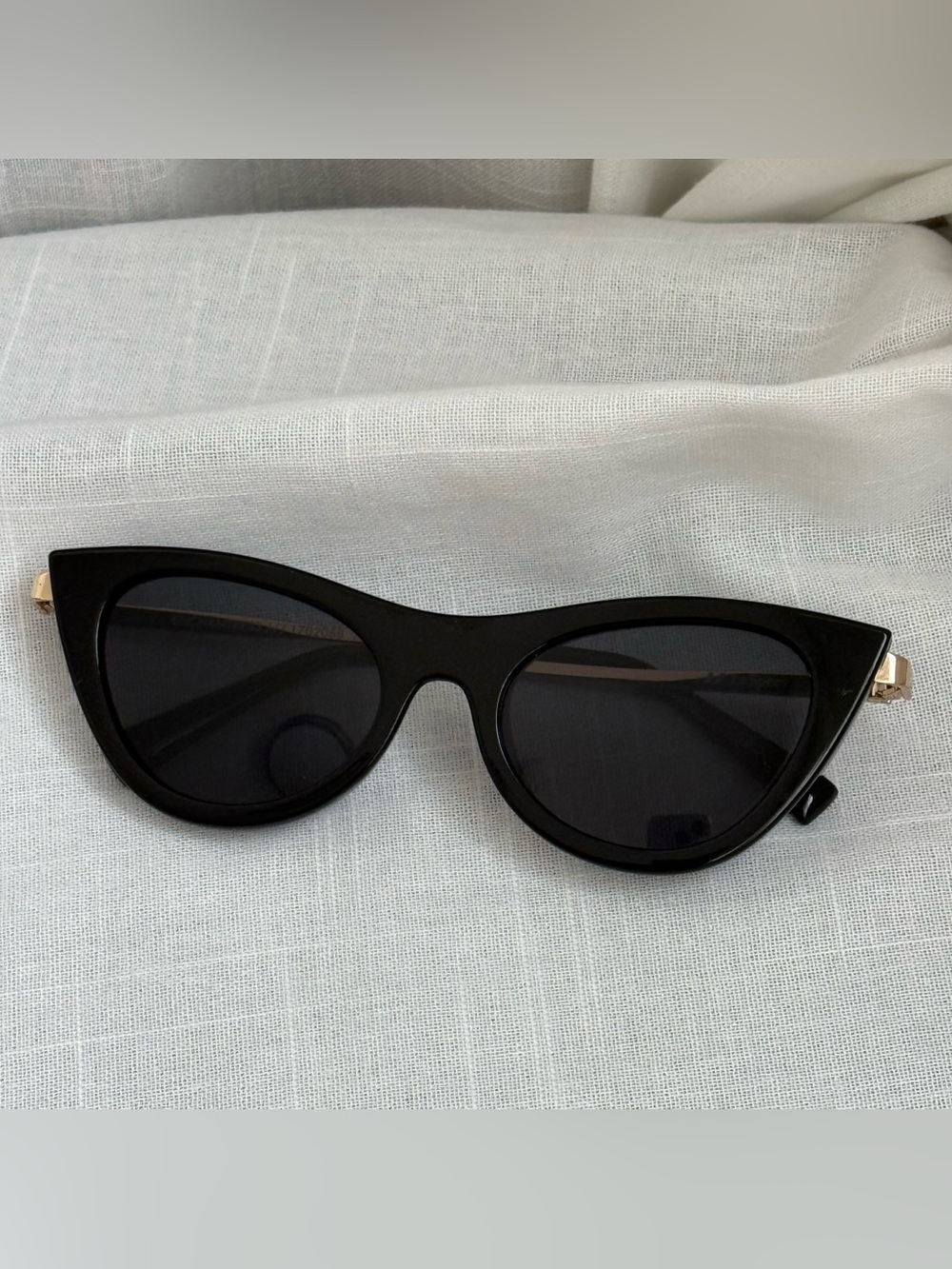 Le Specs Enchantress Sunglasses